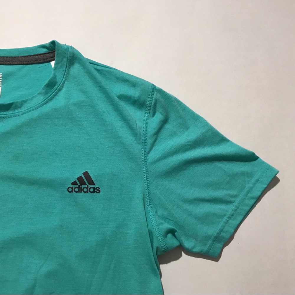 ❌SOLD❌ULTIMATE TEE ADIDAS TURQUOISE LARGE SHIRT